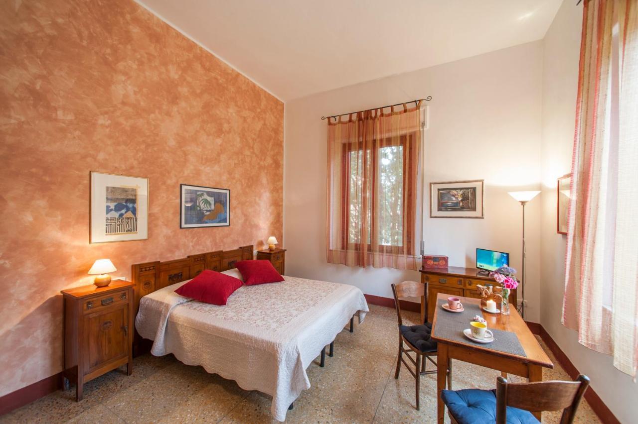 B&B La Coperta Ricamata Siena Exterior photo