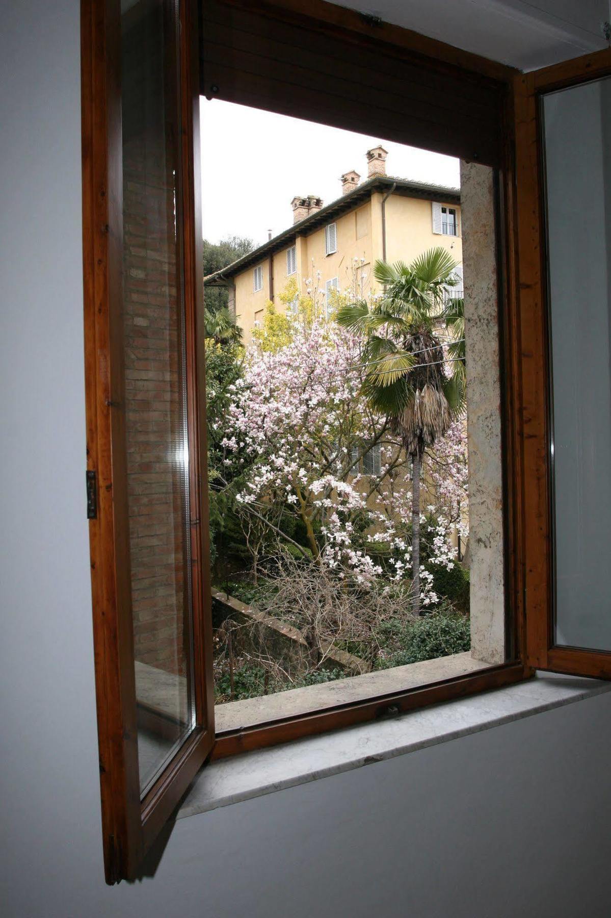 B&B La Coperta Ricamata Siena Exterior photo